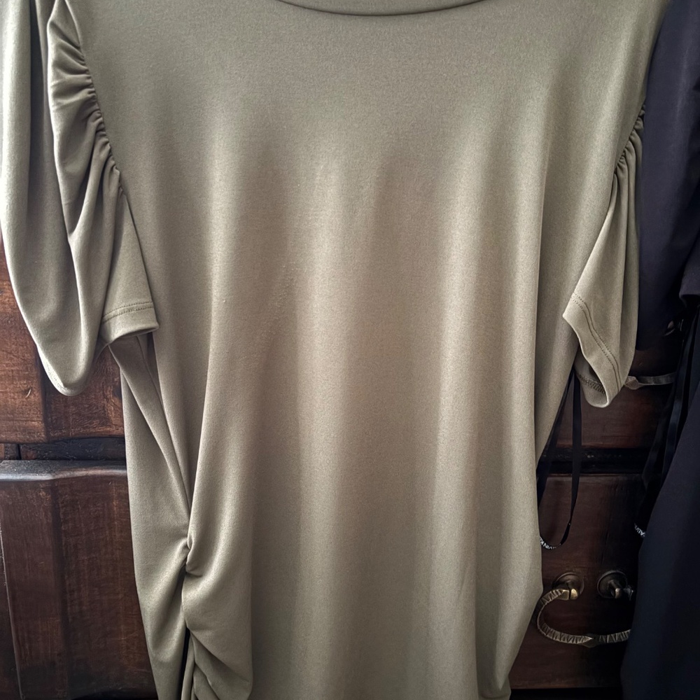 Calvin Klein olive Top